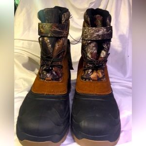 Mossy Oak Boots.Water proof ,3m insulated,leather.